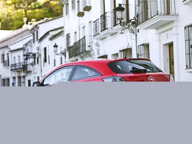 Opel Astra презентуют в Москве